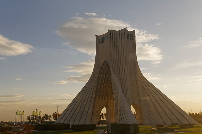 Téhéran-Tour Azadi-001